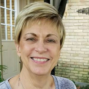 Meet your Posher, Cheryl